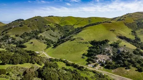 View/Area - 100 Old Stage Rd, San Juan Bautista, CA 95045 photo 7 of 14