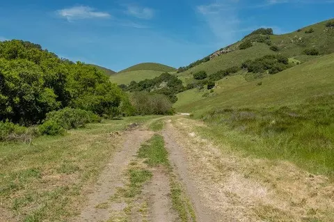 Exterior - 100 Old Stage Rd, San Juan Bautista, CA 95045 photo 3 of 3