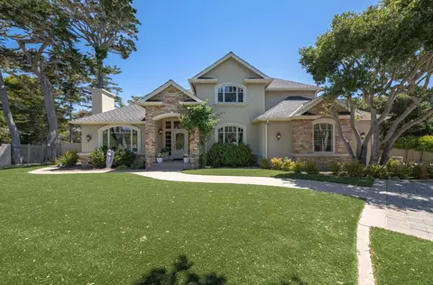 471 El Dorado St, Monterey, CA 93940