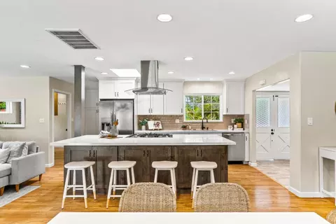 630 Baltusrol Dr, Aptos, CA 95003