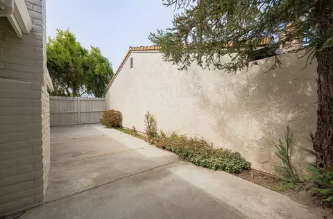 1076 Sherman Dr, Salinas, CA 93907 photo 17