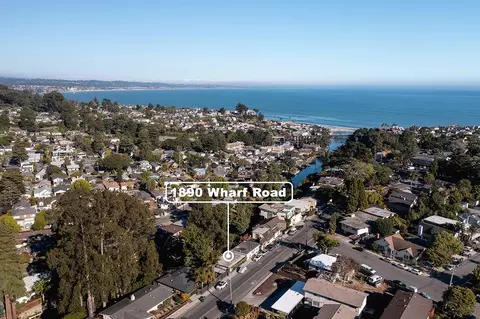 1890 Wharf Rd, Capitola, CA 95010