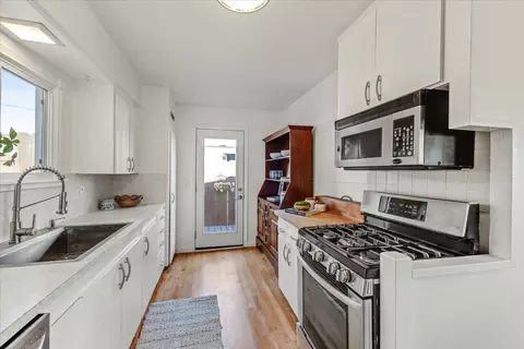 465 Harcourt Ave, Seaside, CA 93955 photo 9