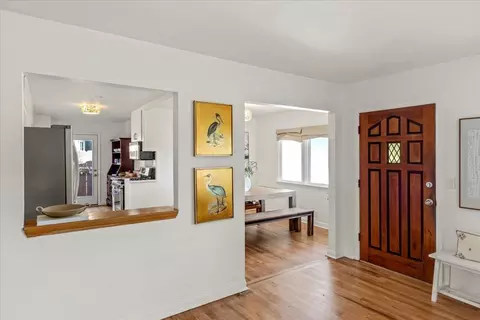 465 Harcourt Ave, Seaside, CA 93955 photo 3
