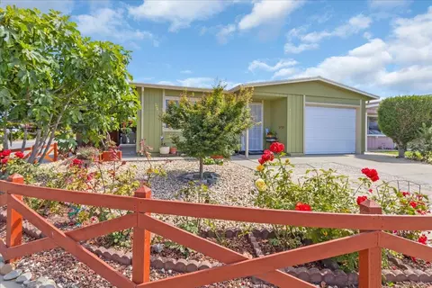 401 Spruce Cir, Watsonville, CA 95076