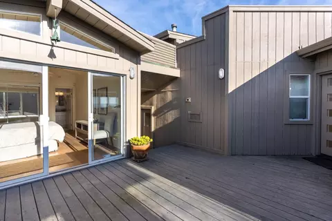 Exterior - 545 Beach Dr, Aptos, CA 95003 photo 4 of 5