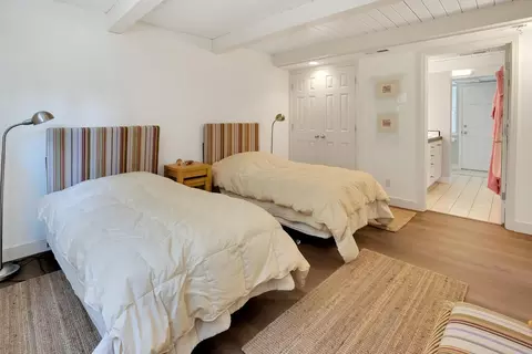 Bedroom - 545 Beach Dr, Aptos, CA 95003 photo 5 of 8