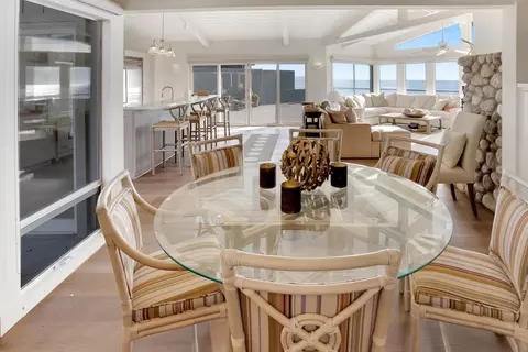 Dining - 545 Beach Dr, Aptos, CA 95003 photo 1 of 2