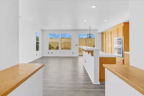 1233 Greenleaf Loop, Greenfield, CA 93927 photo 11