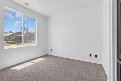 1233 Greenleaf Loop, Greenfield, CA 93927 photo 24