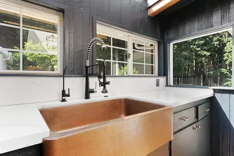 Kitchen - 1003 Laurel Gln, Soquel, CA 95073 photo 3 of 8
