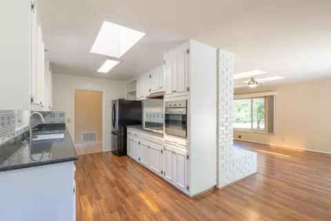 1151 Monterey Salinas Hwy, Salinas, CA 93908