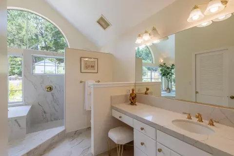 Bath - 6 Huckleberry Ct, Monterey, CA 93940 photo 1 of 3