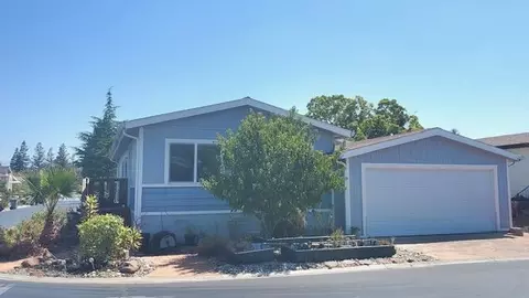 385 Chateau La Salle Dr 385, San Jose, CA 95111