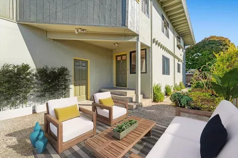 522 Oak Dr, Capitola, CA 95010