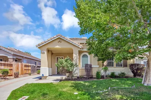 1665 Youngstown Ln, Suisun City, CA 94585