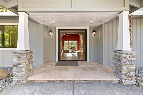 Entry Way - 23435 Summit Rd, Los Gatos, CA 95033 photo 1 of 6