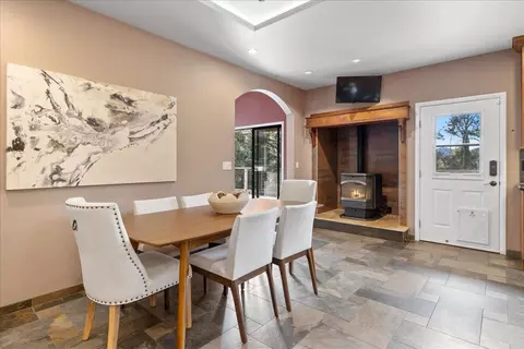 Dining - 23435 Summit Rd, Los Gatos, CA 95033 photo 2 of 2