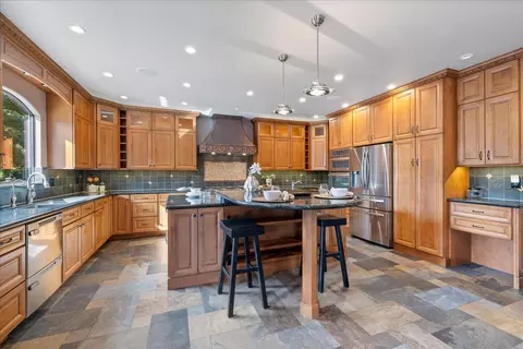 Kitchen - 23435 Summit Rd, Los Gatos, CA 95033 photo 1 of 4