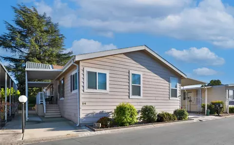19690 N Highway 99 24, Acampo, CA 95220
