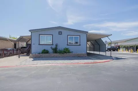 255 E Bolivar St 41, Salinas, CA 93906 photo 2
