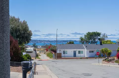 1818 Mingo Ave, Seaside, CA 93955 photo 2