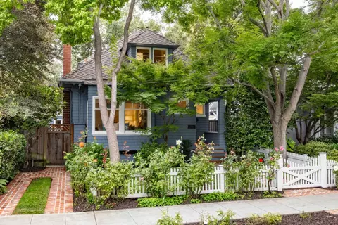 1044 Bryant St, Palo Alto, CA 94301