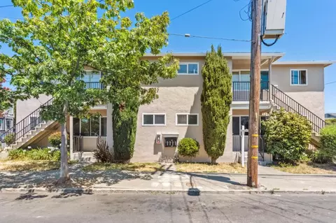 5664 Gaskill St, Oakland, CA 94608