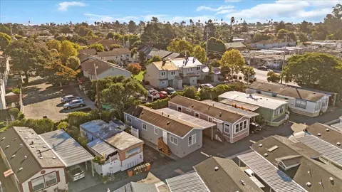 2565 Portola Dr 32, Santa Cruz, CA 95062