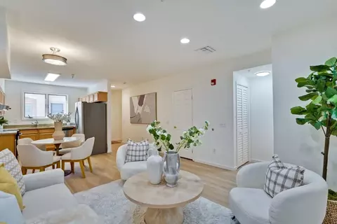 342 Bryant St, Mountain View, CA 94041