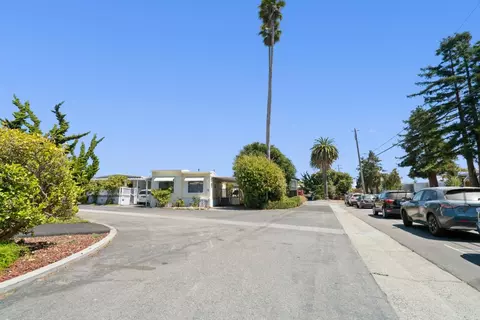 1555 Merrill St 70, Santa Cruz, CA 95062