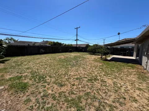 Exterior - 452 Vallejo St, Salinas, CA 93906 photo 6 of 8