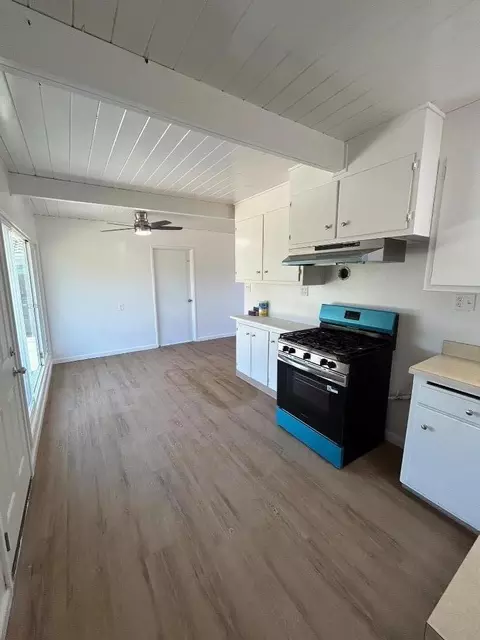 Kitchen - 452 Vallejo St, Salinas, CA 93906 photo 1 of 2