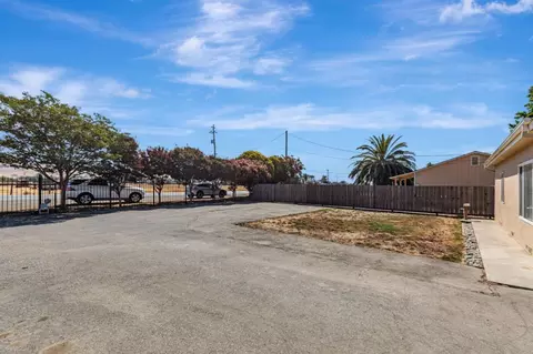 Exterior - 2718 Ferguson Rd, Gilroy, CA 95020 photo 3 of 5