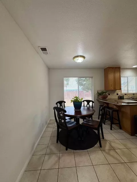 Dining - 2718 Ferguson Rd, Gilroy, CA 95020 photo 1 of 1