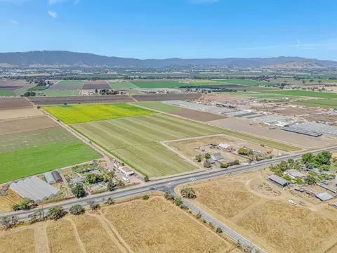 View/Area - 2718 Ferguson Rd, Gilroy, CA 95020 photo 19 of 22
