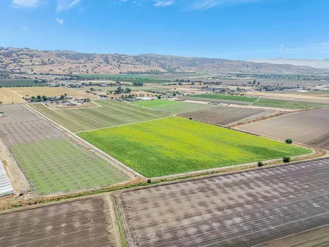 View/Area - 2718 Ferguson Rd, Gilroy, CA 95020 photo 21 of 22