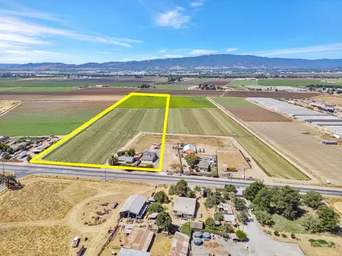 View/Area - 2718 Ferguson Rd, Gilroy, CA 95020 photo 5 of 22