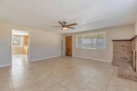 Living - 2718 Ferguson Rd, Gilroy, CA 95020 photo 8 of 11