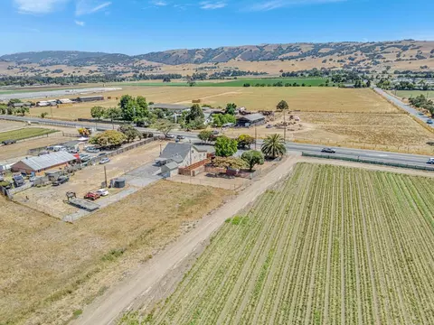 View/Area - 2718 Ferguson Rd, Gilroy, CA 95020 photo 13 of 22