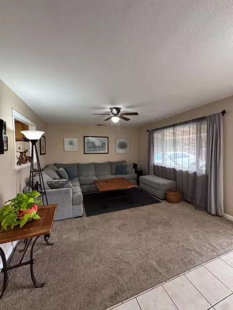 Living - 2718 Ferguson Rd, Gilroy, CA 95020 photo 11 of 11