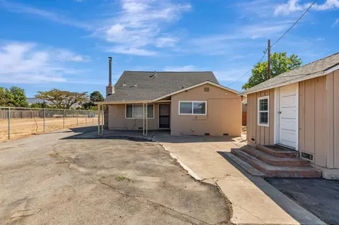 Exterior - 2718 Ferguson Rd, Gilroy, CA 95020 photo 1 of 5