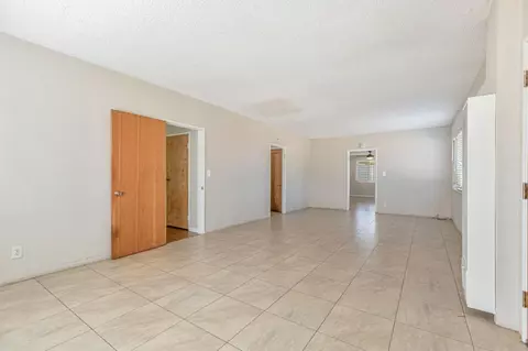Living - 2718 Ferguson Rd, Gilroy, CA 95020 photo 3 of 11