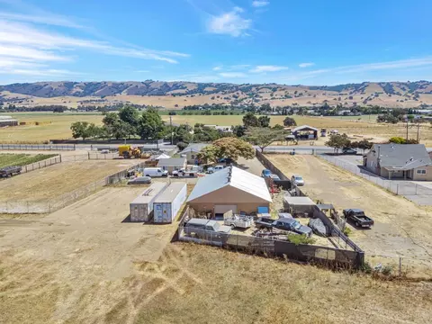 2712 Ferguson Rd, Gilroy, CA 95020 photo 17