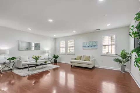 1142 Mente Linda Loop, Milpitas, CA 95035