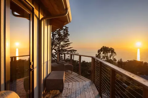View/Area - 209 Crest Rd, Carmel, CA 93923 photo 4 of 6