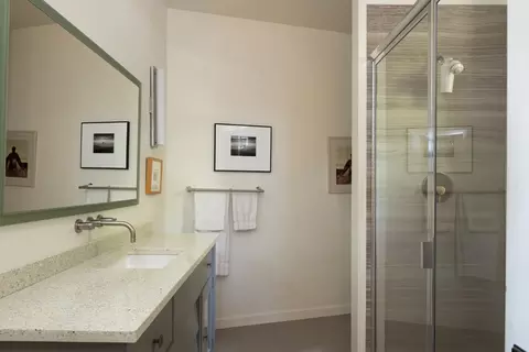 Bath - 209 Crest Rd, Carmel, CA 93923 photo 2 of 2