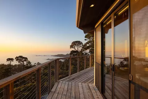 Exterior - 209 Crest Rd, Carmel, CA 93923 photo 4 of 5