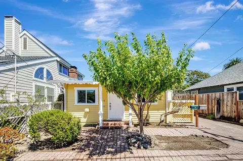 216 2nd Ave, Santa Cruz, CA 95062