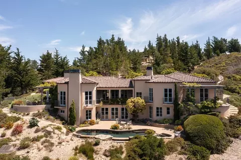 Exterior - 3200 Red Wolf Dr, Carmel, CA 93923 photo 2 of 11